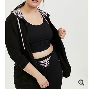 TORRID BLACK LEOPARD LINED ACTIVE ZIP TUNIC HOODIE